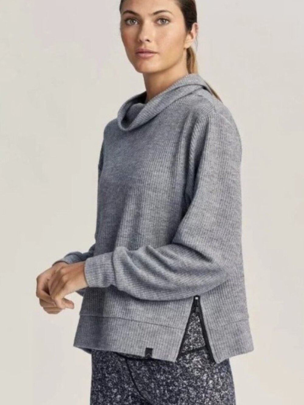 Varley Huntly Cowl Neck Side Zip Grey Ribbed Sweater Sz XS